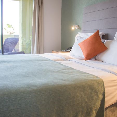 Golden Beach Hotel Tel Aviv Ngoại thất bức ảnh