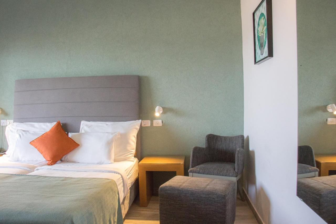 Golden Beach Hotel Tel Aviv Ngoại thất bức ảnh