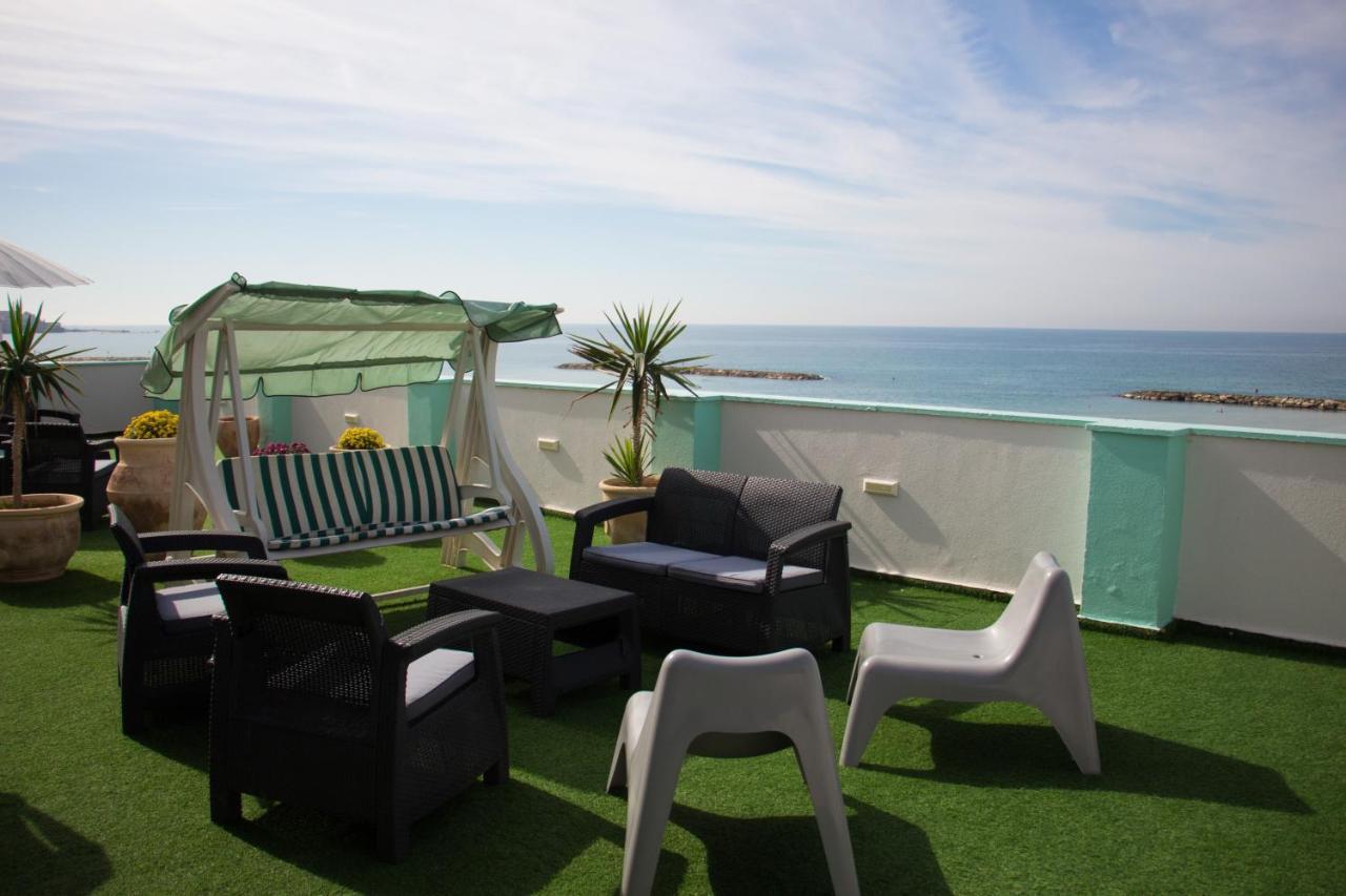 Golden Beach Hotel Tel Aviv Ngoại thất bức ảnh