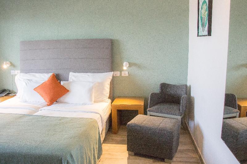 Golden Beach Hotel Tel Aviv Ngoại thất bức ảnh